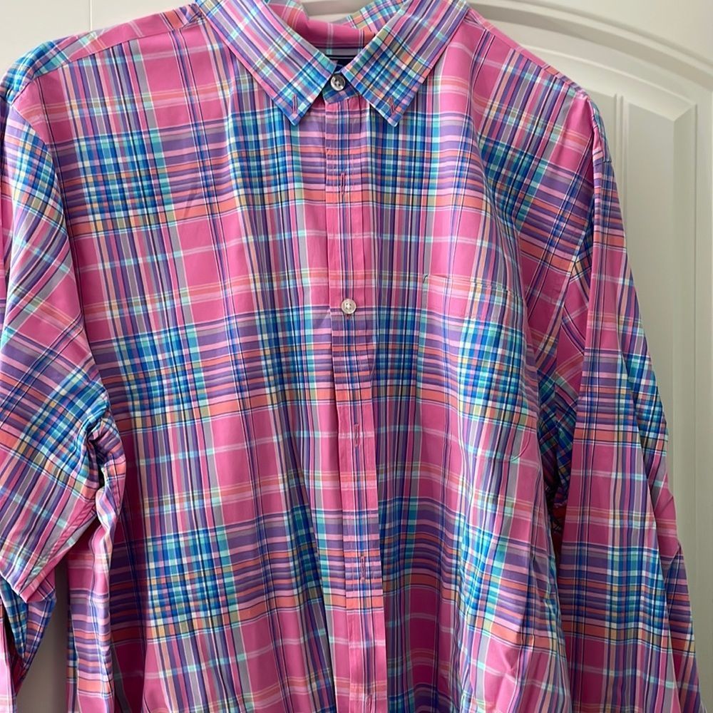 Vineyard Vines Men’s Slim Fit Murray Shirt Size XXL.